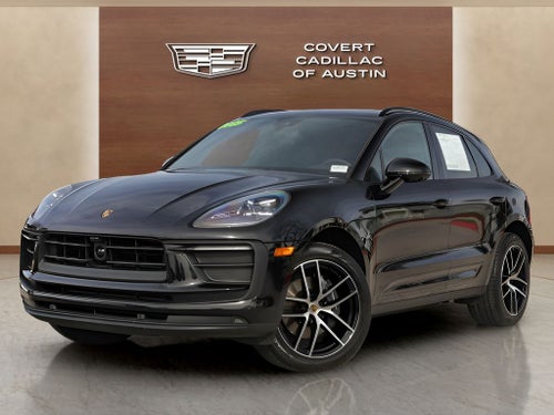 2025 Porsche Macan Base