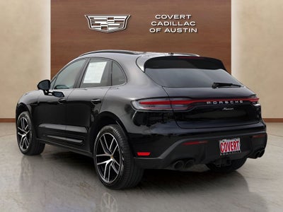 2025 Porsche Macan Base