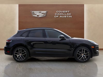2025 Porsche Macan Base