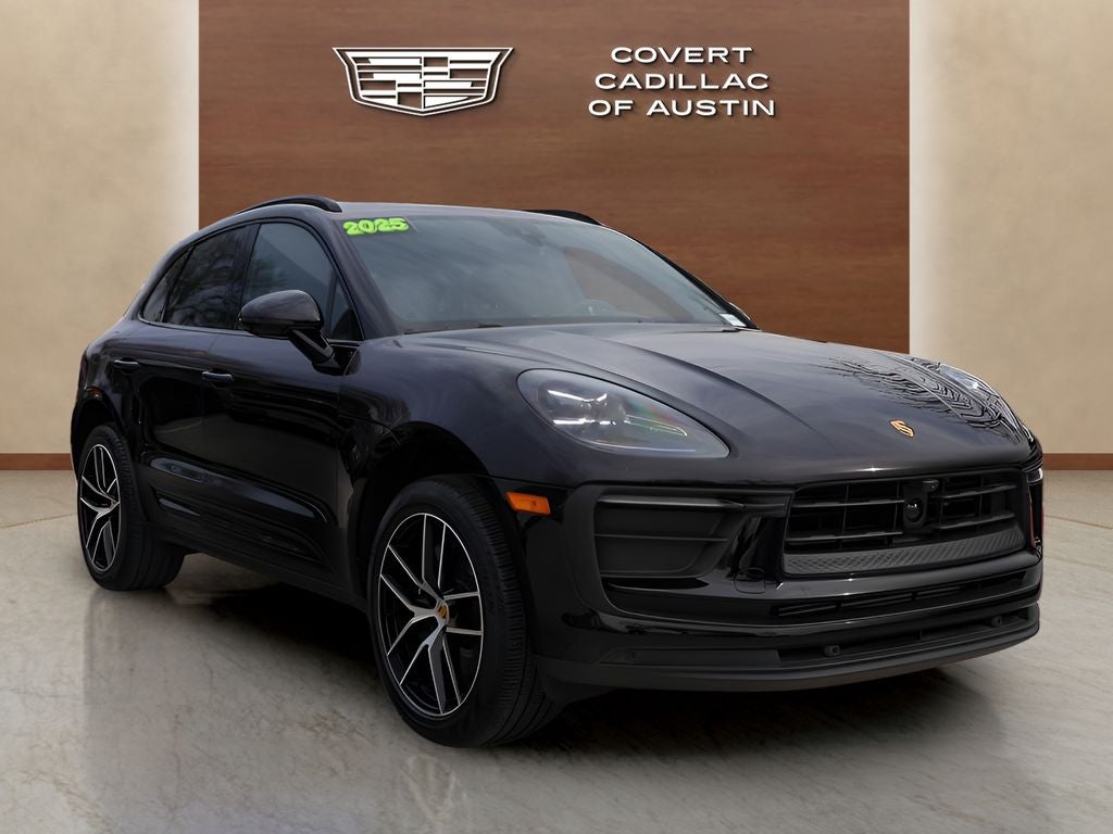 2025 Porsche Macan Base