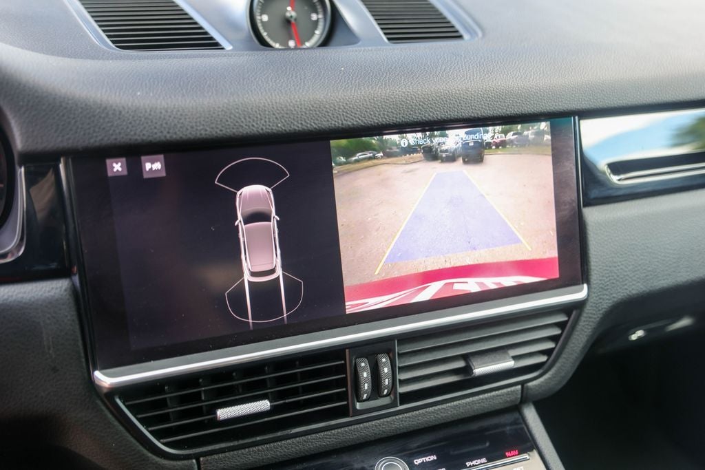 2021 Porsche Cayenne Base