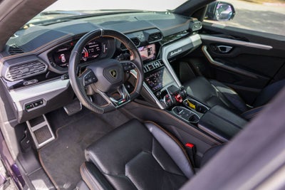 2020 Lamborghini Urus Base