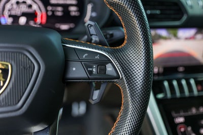 2020 Lamborghini Urus Base