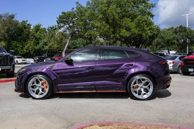 2020 Lamborghini Urus Base