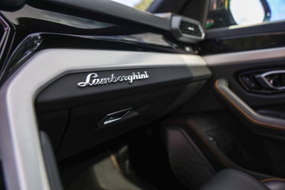 2020 Lamborghini Urus Base
