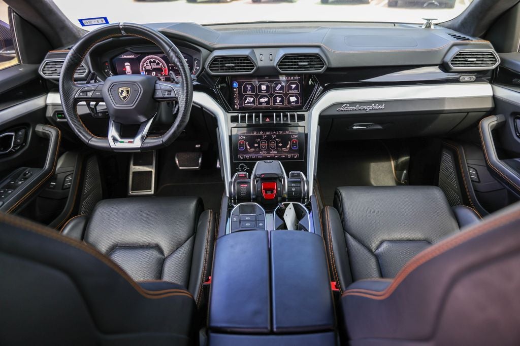 2020 Lamborghini Urus Base