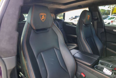 2020 Lamborghini Urus Base