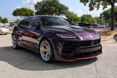 2020 Lamborghini Urus Base