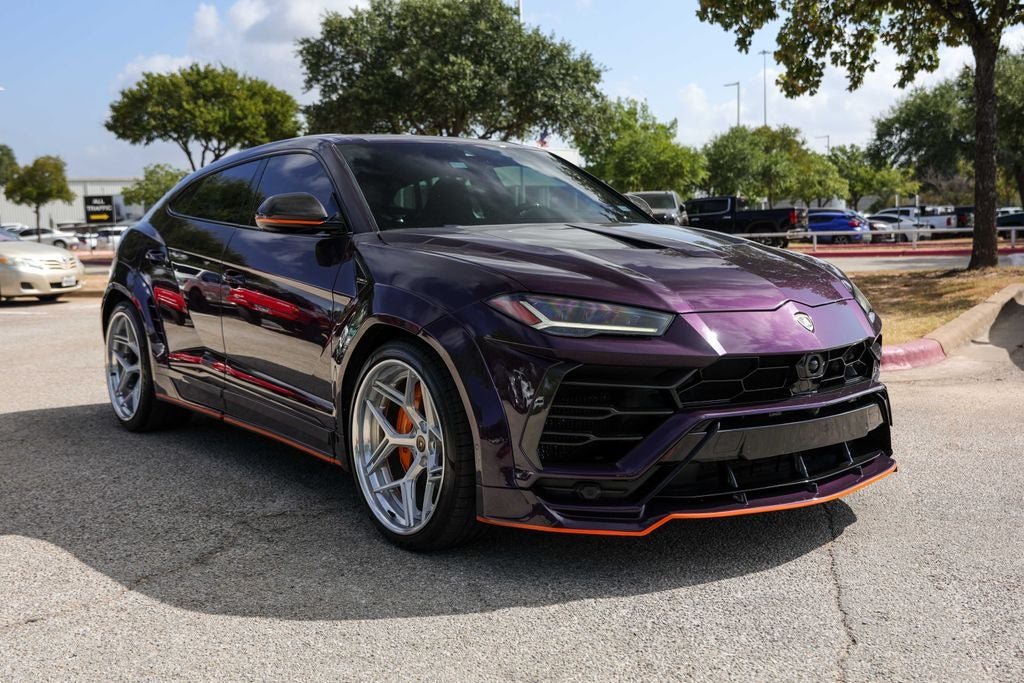 2020 Lamborghini Urus Base