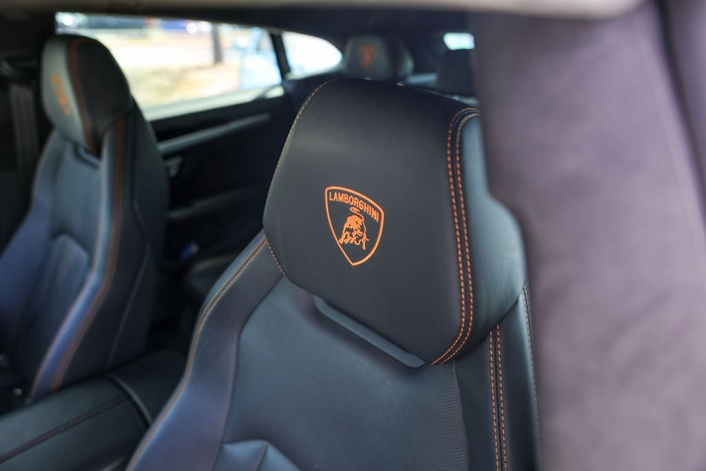 2020 Lamborghini Urus Base