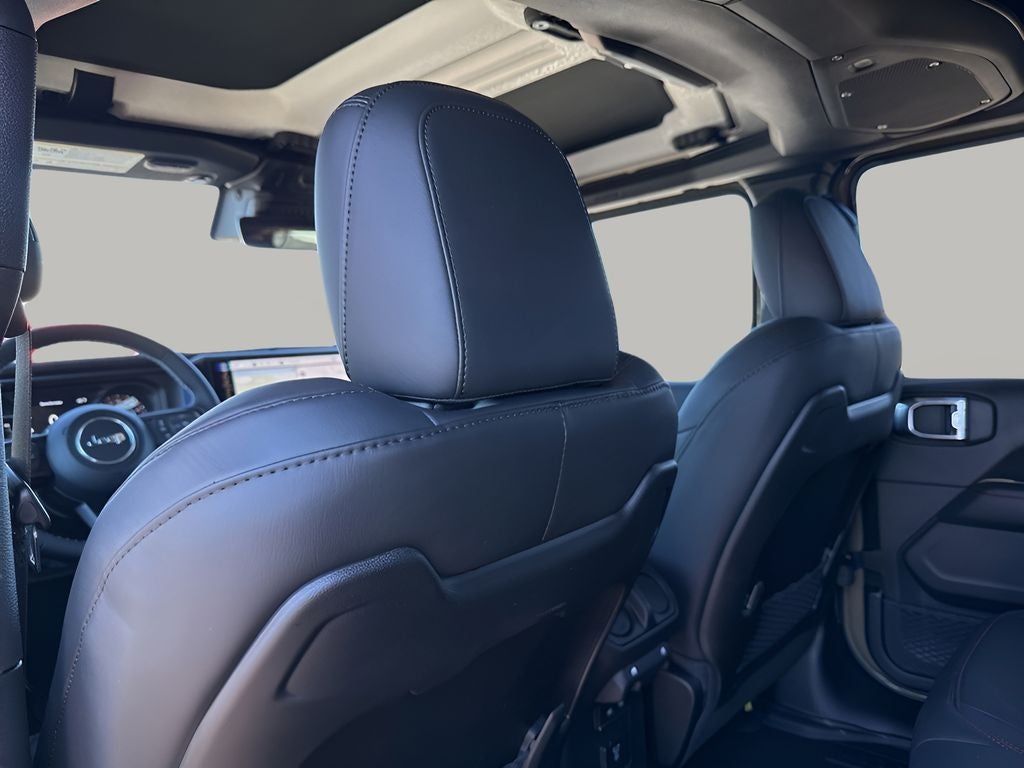 2025 Jeep Wrangler Rubicon X