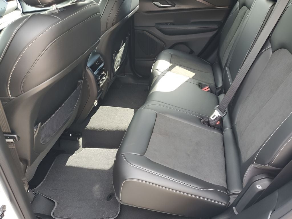 2025 Jeep Grand Cherokee Altitude X AEV