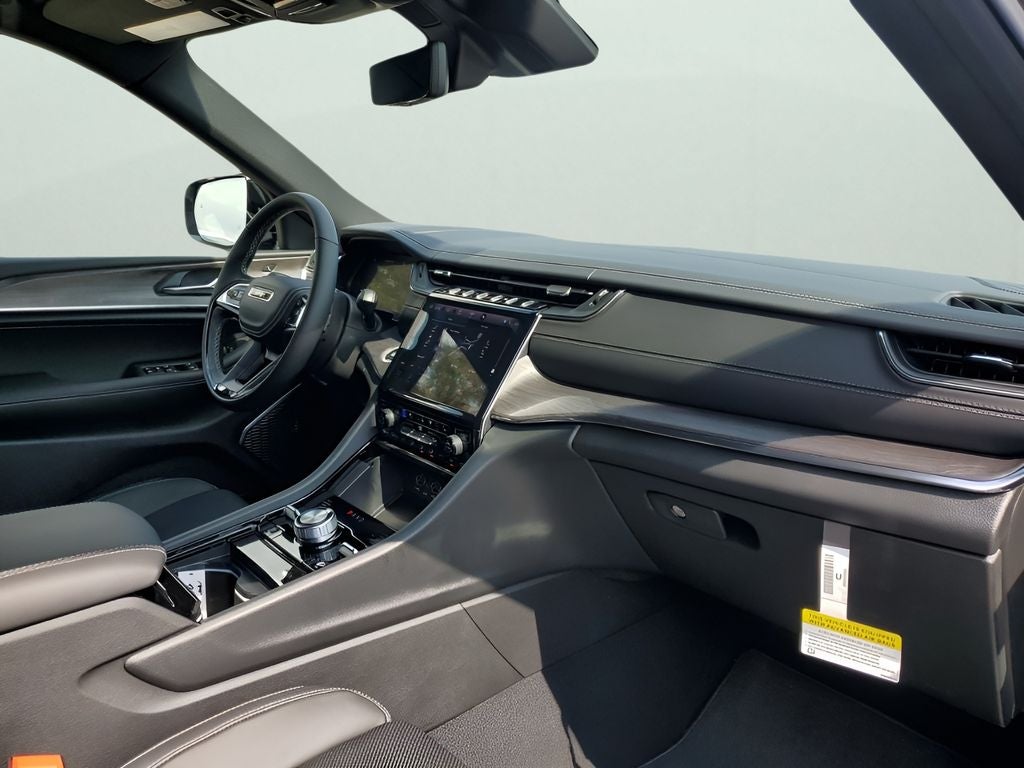 2025 Jeep Grand Cherokee Overland