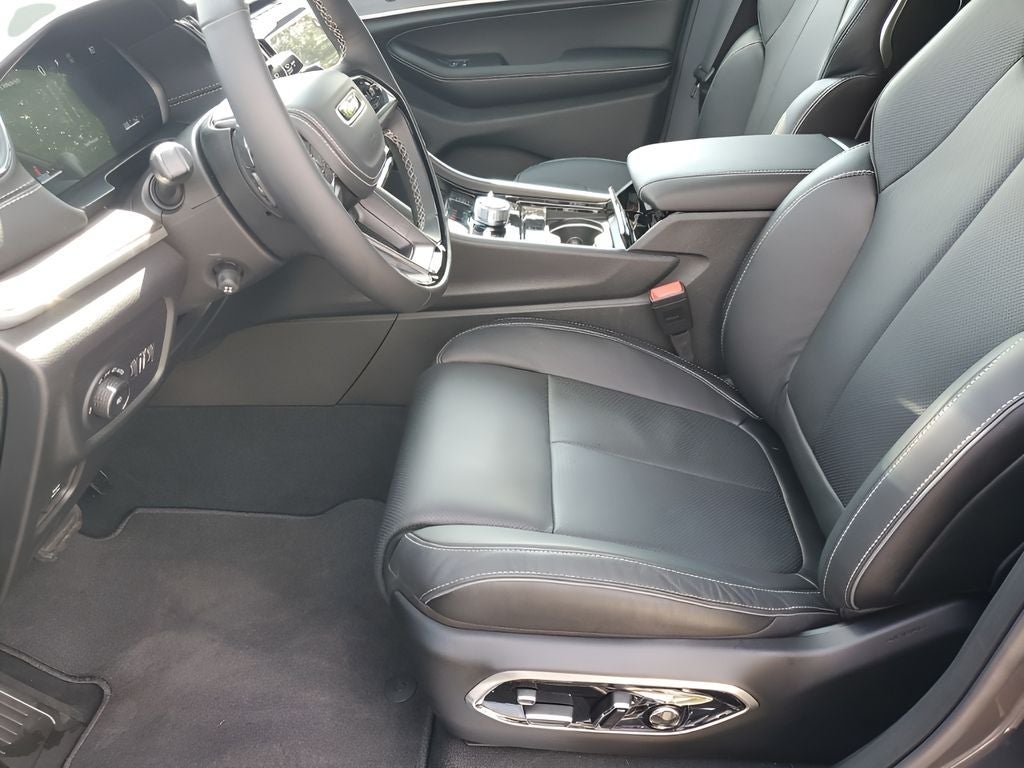 2025 Jeep Grand Cherokee Overland