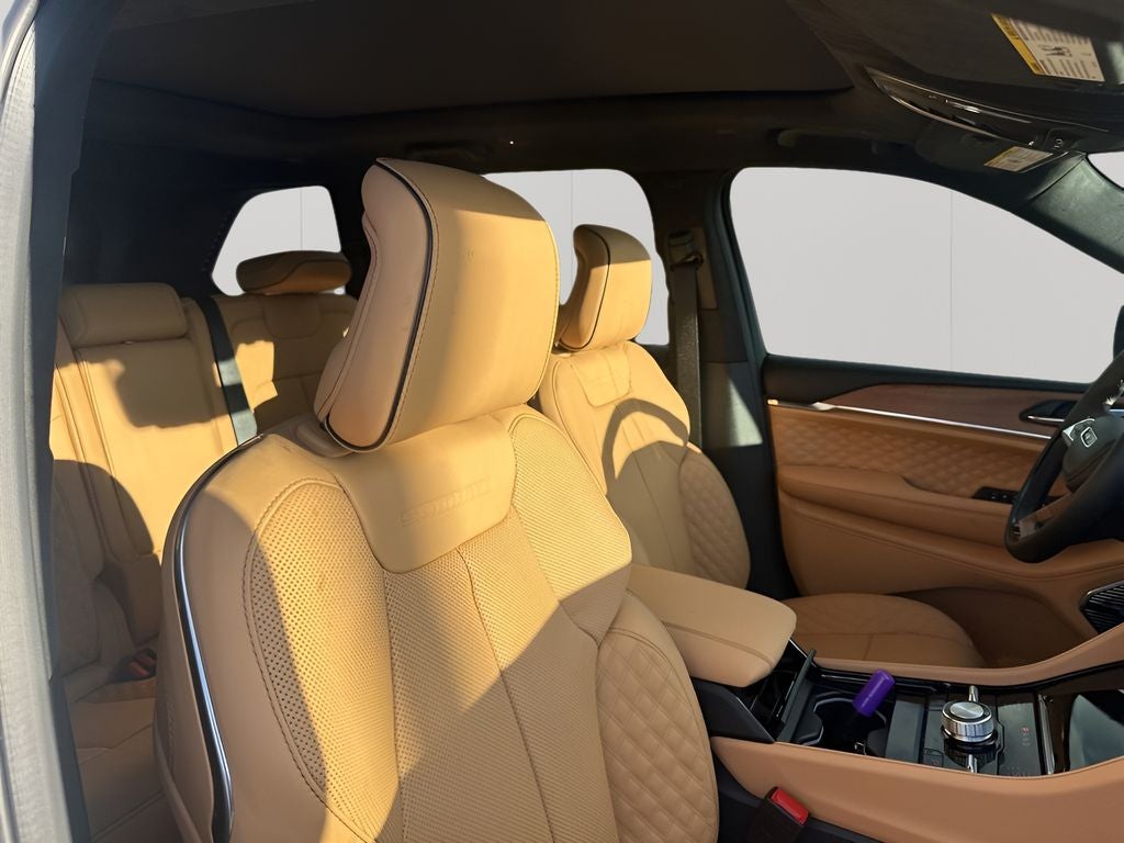 2025 Jeep Grand Cherokee Summit Reserve