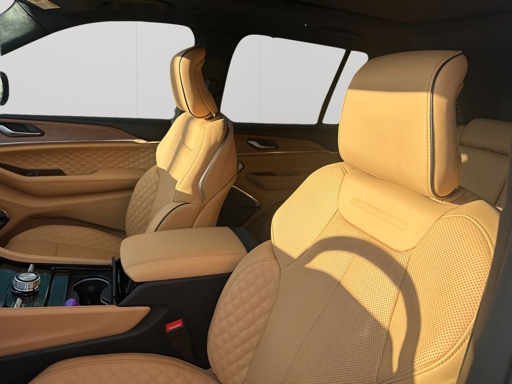 2025 Jeep Grand Cherokee Summit Reserve