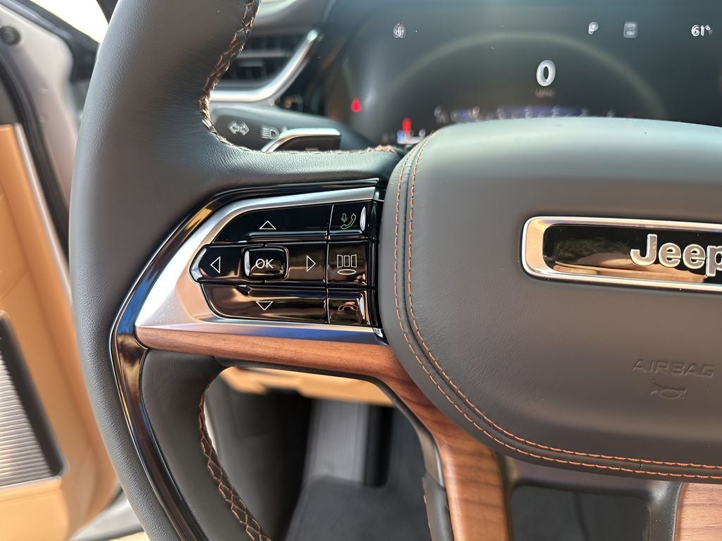 2025 Jeep Grand Cherokee Summit Reserve