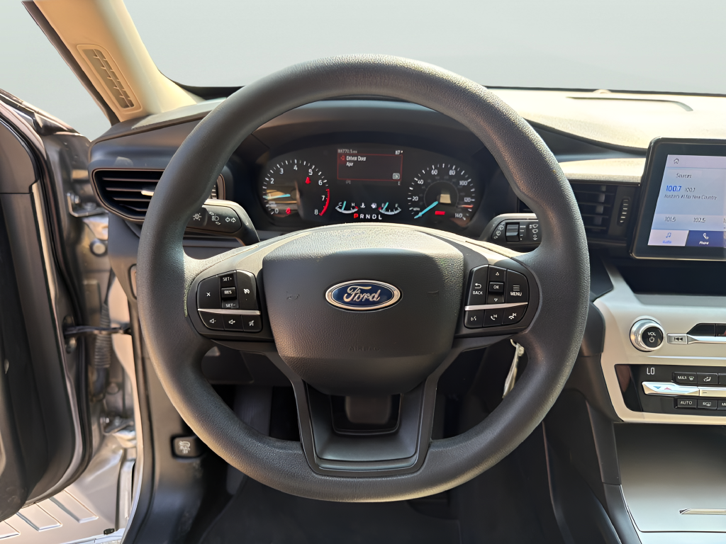 2021 Ford Explorer Base