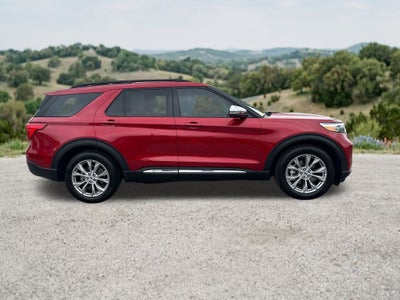 2024 Ford Explorer XLT