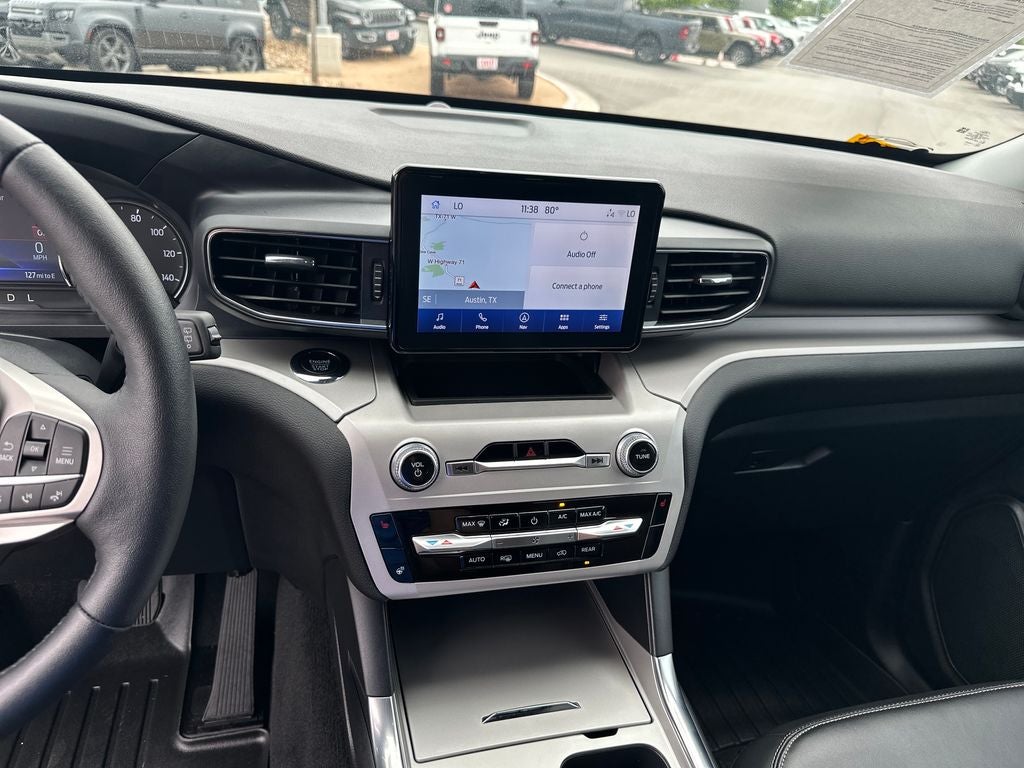 2024 Ford Explorer XLT