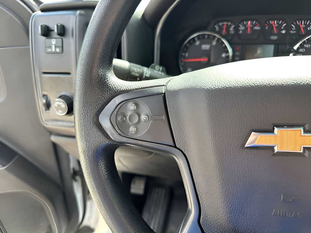 2022 Chevrolet Silverado 6500HD 1WT