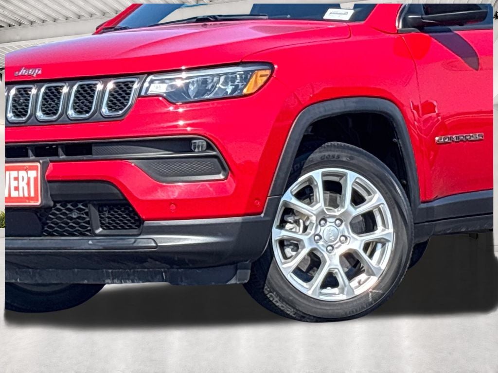 2024 Jeep Compass Latitude Lux