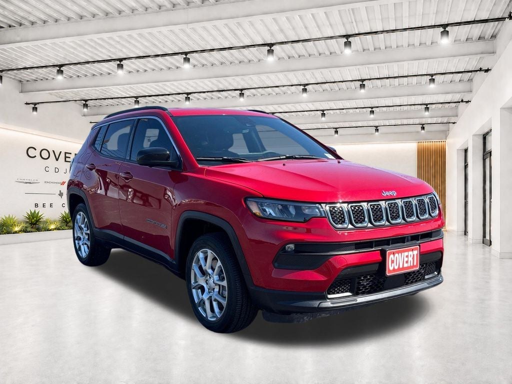 2024 Jeep Compass Latitude Lux