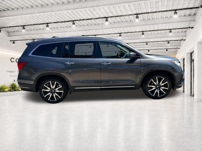 2019 Honda Pilot Touring 7 Passenger