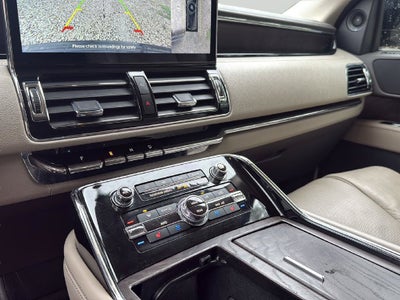 2022 Lincoln Navigator L Reserve