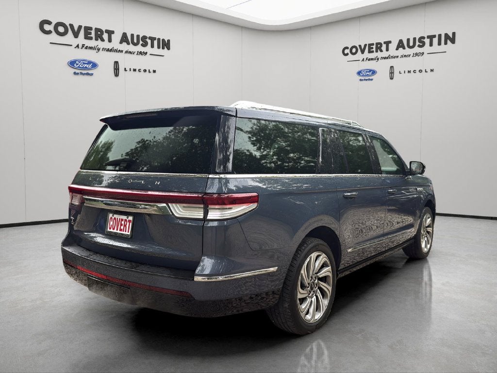 2022 Lincoln Navigator L Reserve