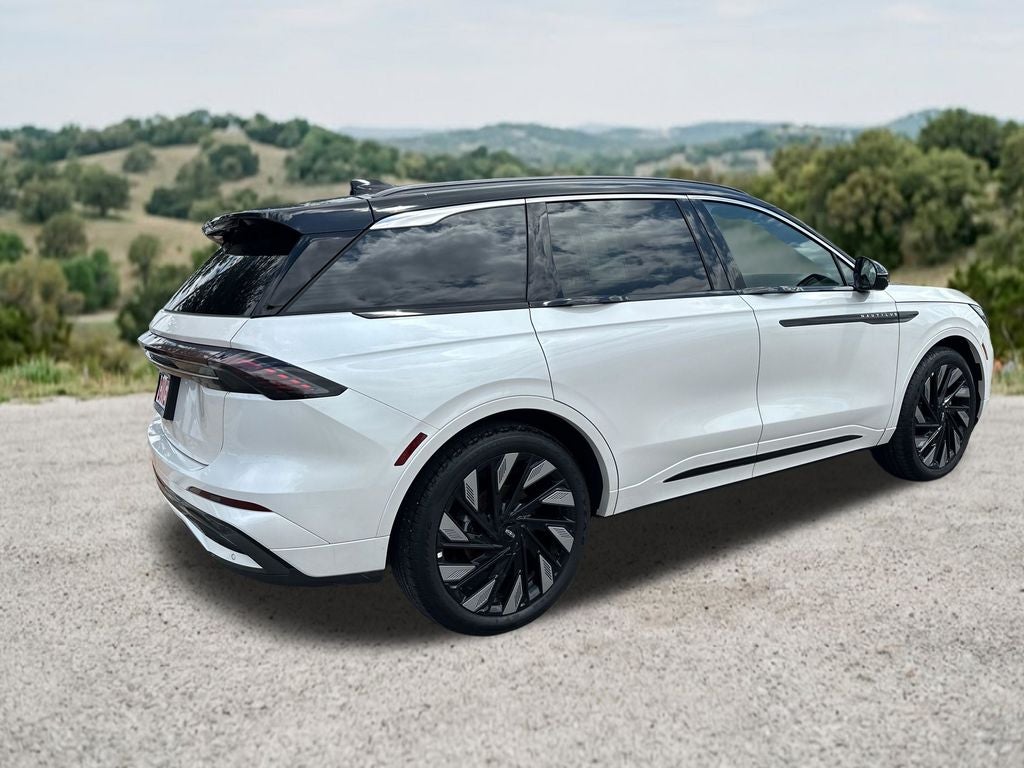2025 Lincoln Nautilus Black Label