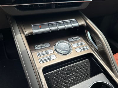 2025 Lincoln Nautilus Black Label