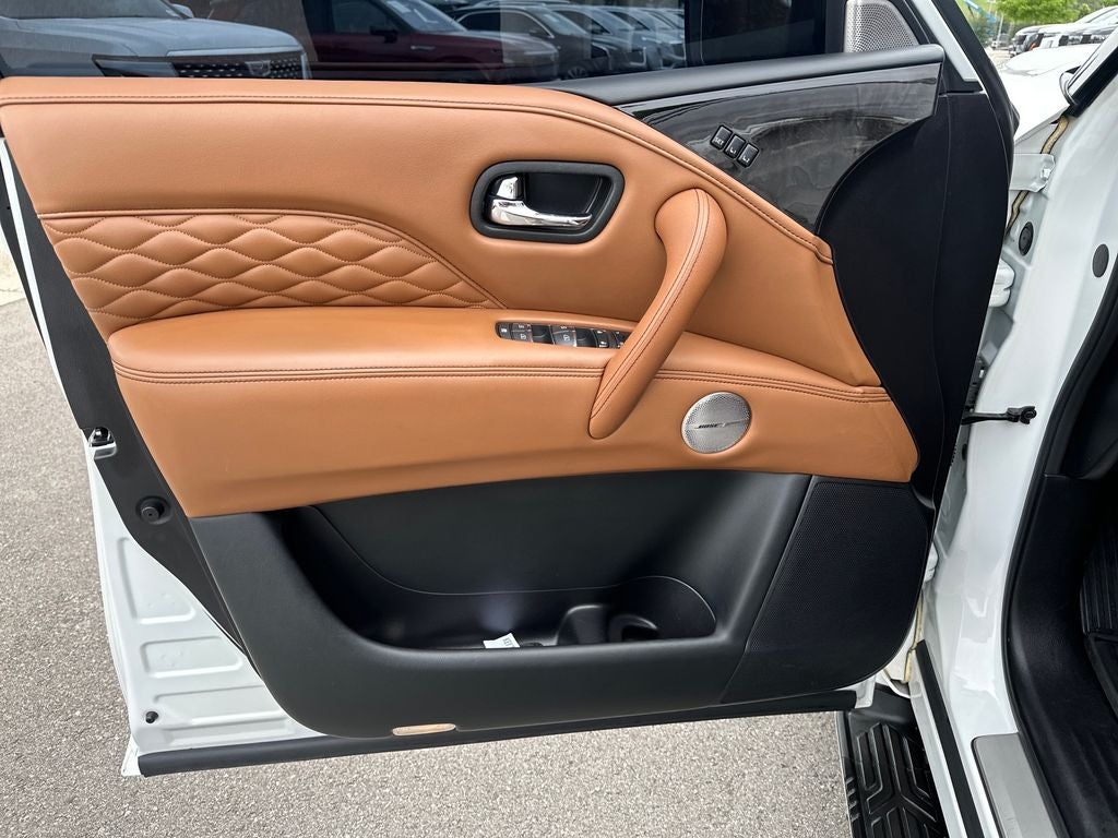 2023 INFINITI QX80 Sensory
