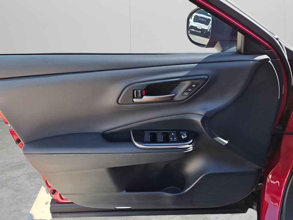 2025 Toyota Crown Signia Limited