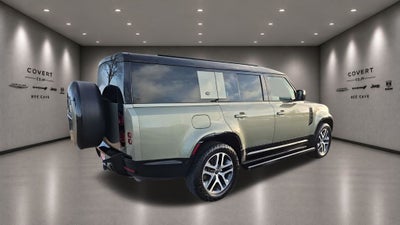2024 Land Rover Defender 130 X-Dynamic SE