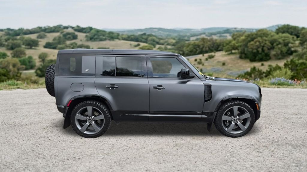 2024 Land Rover Defender 110 Carpathian Edition