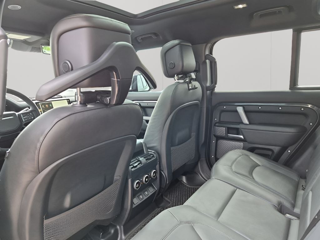 2024 Land Rover Defender 110 Carpathian Edition
