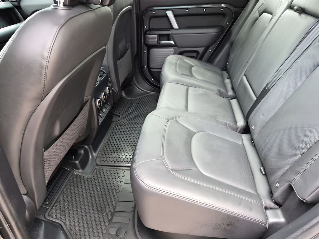 2024 Land Rover Defender 110 Carpathian Edition