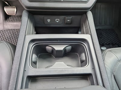 2024 Land Rover Defender 110 Carpathian Edition