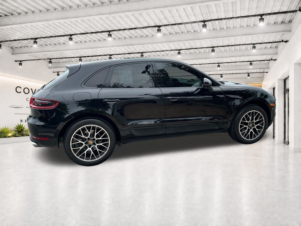 2018 Porsche Macan Base