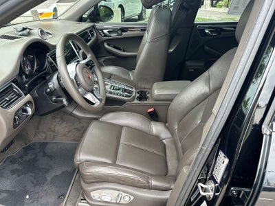 2018 Porsche Macan Base