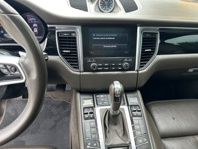 2018 Porsche Macan Base
