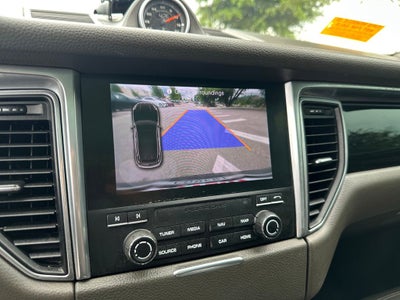 2018 Porsche Macan Base