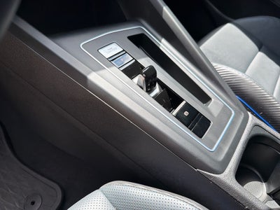2022 Volkswagen Golf R 2.0T