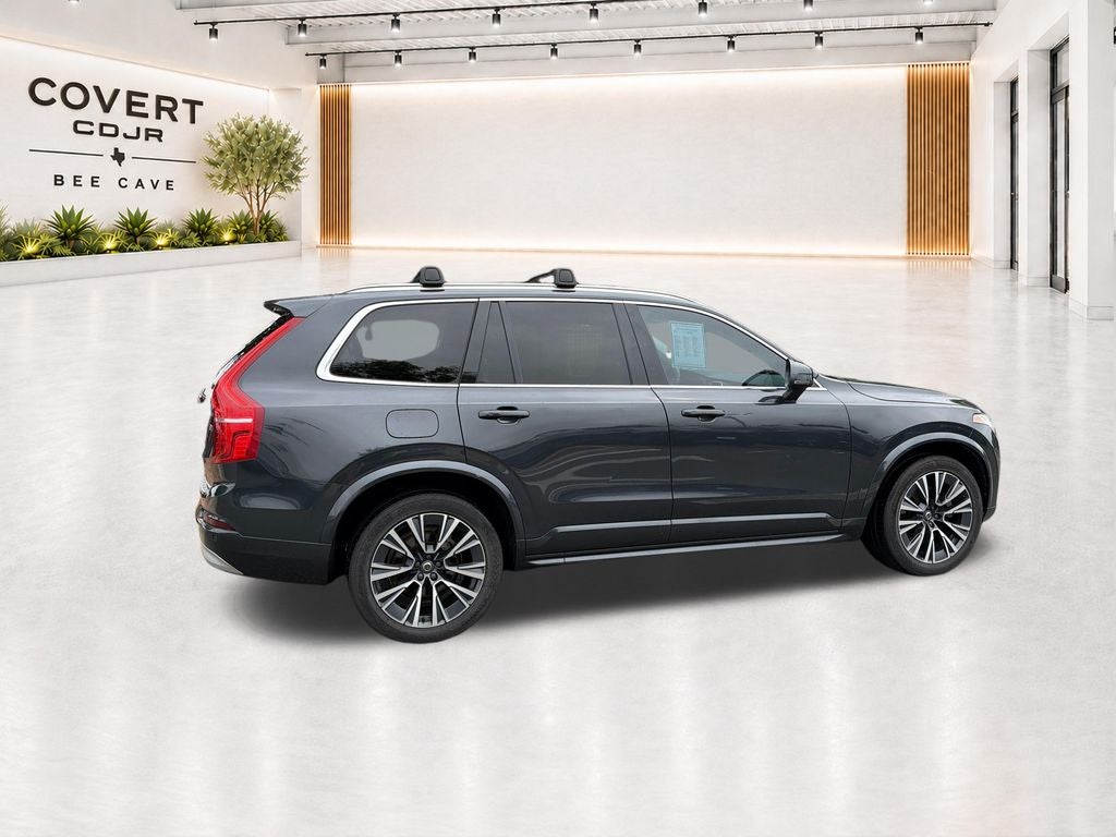 2022 Volvo XC90 T5 Momentum