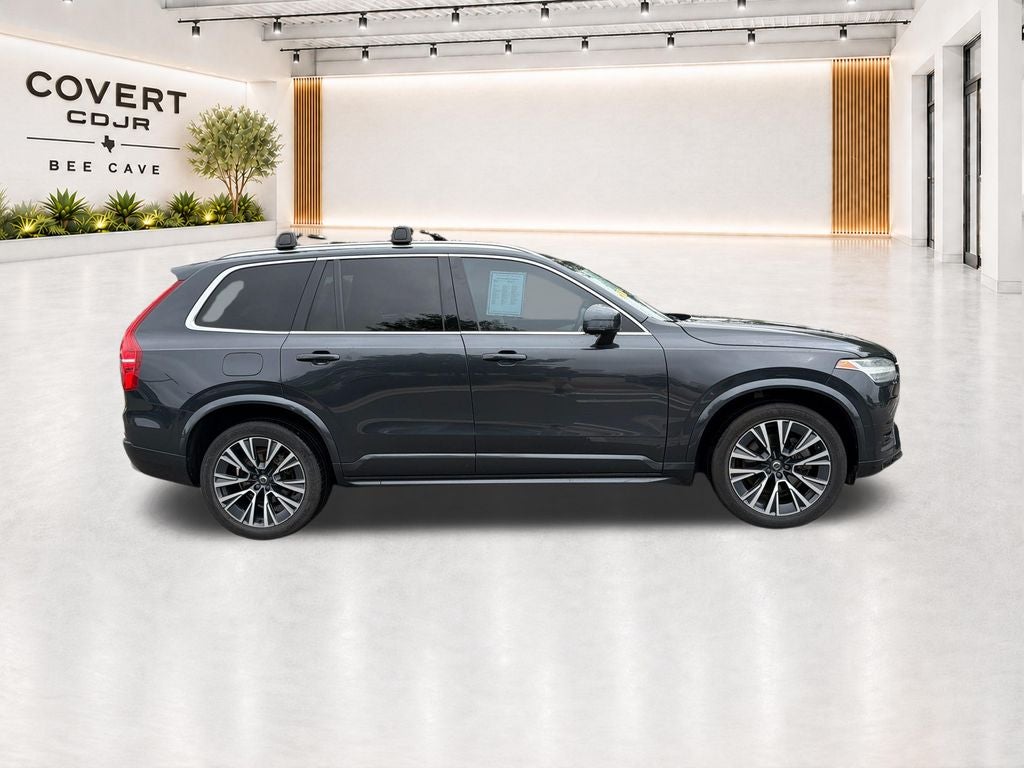 2022 Volvo XC90 T5 Momentum