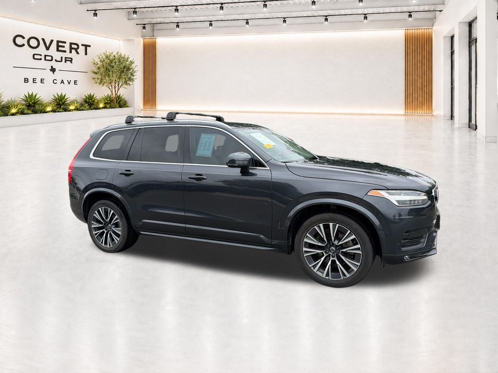 2022 Volvo XC90 T5 Momentum