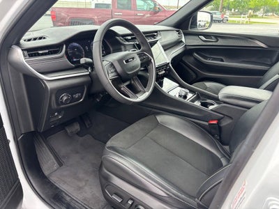2025 Jeep Grand Cherokee Altitude 4x4