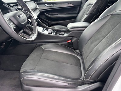 2025 Jeep Grand Cherokee Altitude 4x4