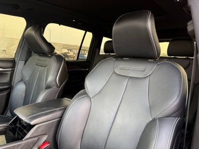 2023 Jeep Grand Cherokee Overland 4x4